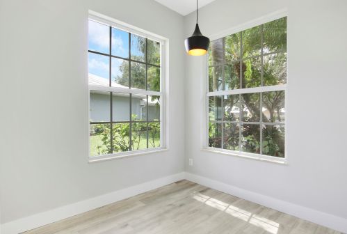 975 Bear Island Cir, West Palm Beach FL  33409-2062 exterior