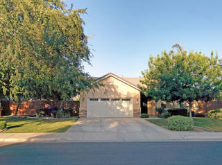 7808 Granite Pointe Pkwy, Bakersfield, CA 93313-5622