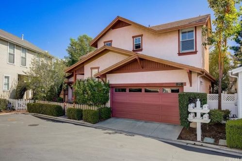 166 Iris Ln, Brea, CA 92821-5076