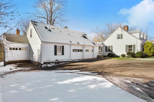 62 Whisconier Rd, Brookfield Center, CT 06804-3810