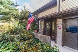 234 11th St, Akron, PA 17501-1544