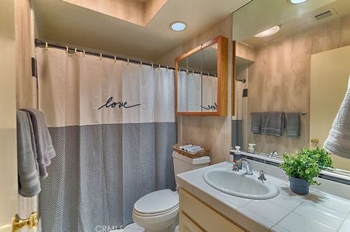 620 Black Walnut Way, La Habra CA  90631-5906 exterior