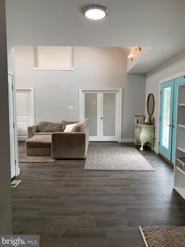 221 Monroeville Rd, Swedesboro NJ  08085-3450 exterior