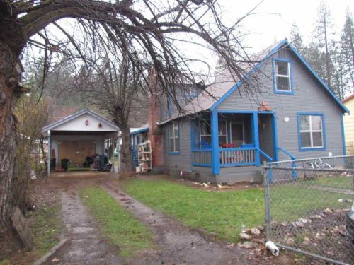 410 1st St, Almanor, CA 95947-9725