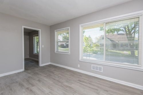 2376 77 St, Milwaukee WI 53219-2765 exterior