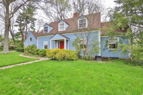 346 Compton Hills Dr, Cincinnati, OH 45215-4118