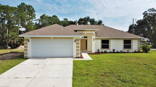 500 9th St, Lehigh Acres, FL 33972-8146