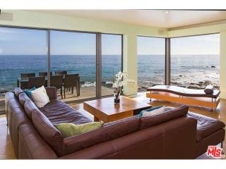 20722 Pacific Coast Hwy, Malibu CA  90265-5405 exterior