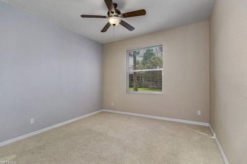 3915 Aurora Ct, Naples FL  34116-7323 exterior