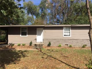 205 Harold St, Fayetteville, AR 72703-3818