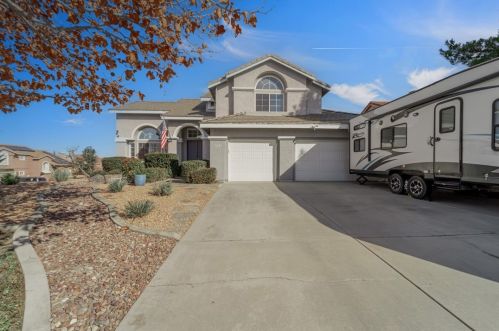 7221 Nightingale Ln, Lancaster, CA 93536-7306
