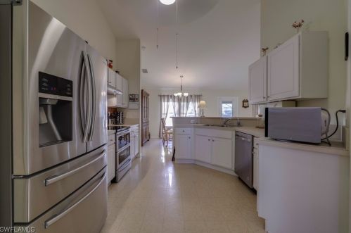 1600 Floyd Ave, Lehigh Acres, FL 33976-2625