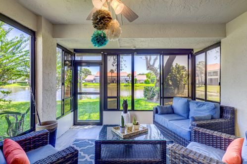 402 Sea Oats Dr, West Palm Beach, FL 33408-1413