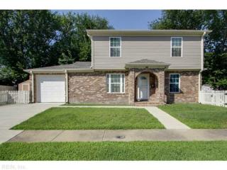 2701 Hickory St, Portsmouth, VA 23707-4227