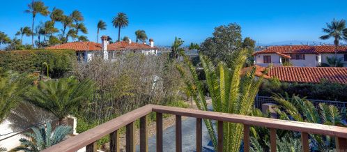 2980 Nichols St, San Diego CA  92106-3425 exterior