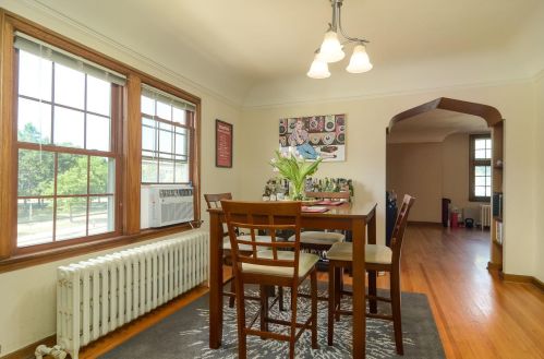 2935 Ewing Ave, Minneapolis MN 55422-3234 exterior