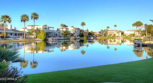680 Azalea Dr, Chandler, AZ 85248-3860