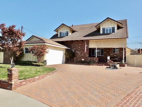 6248 Hedda St, Lakewood, CA 90713-1255
