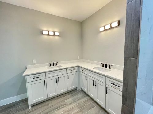 1817 Wesley St, Greenville TX  75401-3356 exterior
