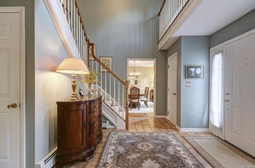 71 Settlers Farm Rd, Upper Stepney, CT 06468-3324
