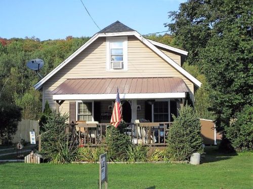 1020 Looker Mountain Trl, Rixford, PA 16745-1208