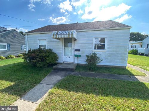 206 7th St, Shoemakersville, PA 19555-1602