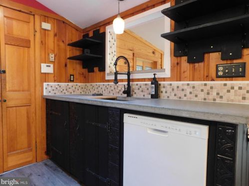 83 Drehersville Rd, Molino PA  17961-8918 exterior