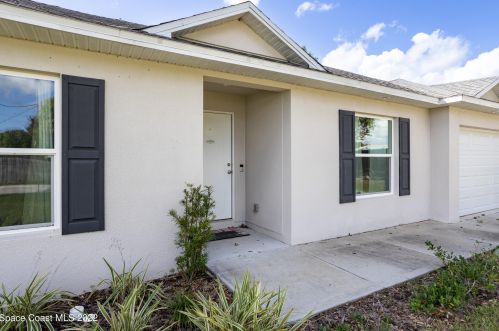 6050 Baltimore Ave, Cocoa, FL 32927-7800