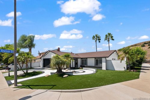 9958 Halberns Blvd, Santee CA  92071-1438 exterior