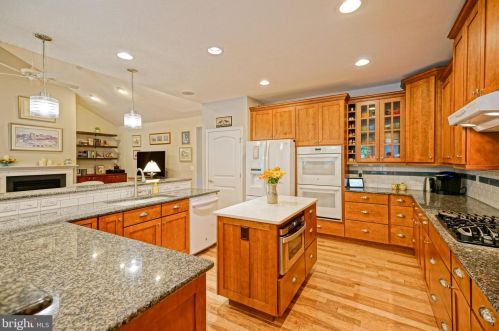 18540 Rose Ct, Lewes DE  19958-5910 exterior