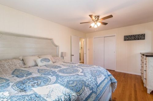 298 England St, Cumberland RI  02864-7209 exterior