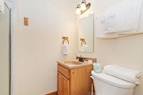 1300 Malabar Way, Big Bear City CA  92314-9216 exterior