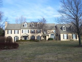 2 Southwinds Ln, Frazer, PA 19355-9686