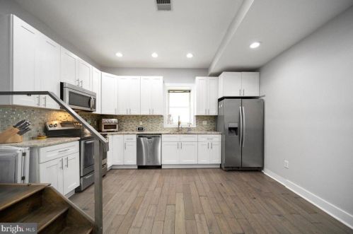 1345 Mascher St, Philadelphia PA  19122-4618 exterior