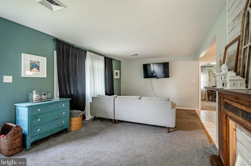 428 Neiffer Rd, Collegeville PA  19473-1415 exterior