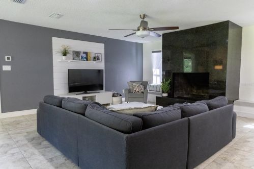 10709 Dixon Dr, Riverview FL  33579-7407 exterior