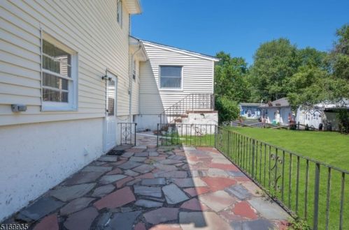 70 Highland Ave, Whippany NJ exterior