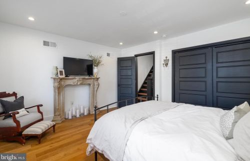 620 Carpenter St, Philadelphia PA  19147-2908 exterior