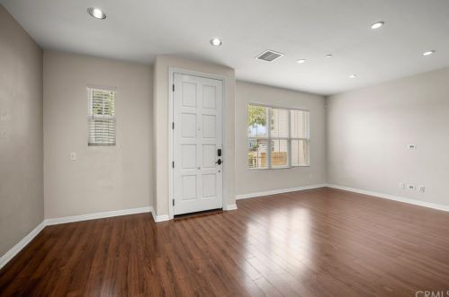 766 Olive St, Anaheim CA  92805-2733 exterior