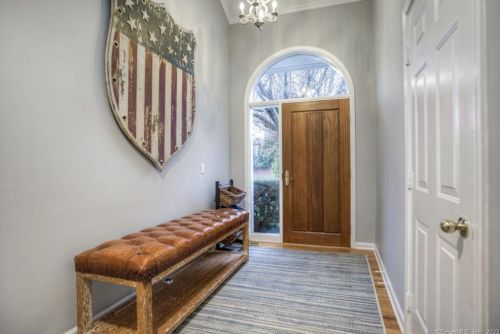 113 Regents Park, Westport, CT 06880-5532