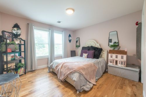 164 Mount Pleasant Ave, West Paterson NJ  07424-2732 exterior