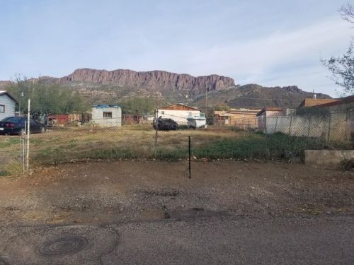 1067 Western Ave, Superior, AZ 85173