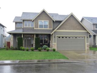 5630 Old Settler Dr, Ferndale, WA 98248-8820