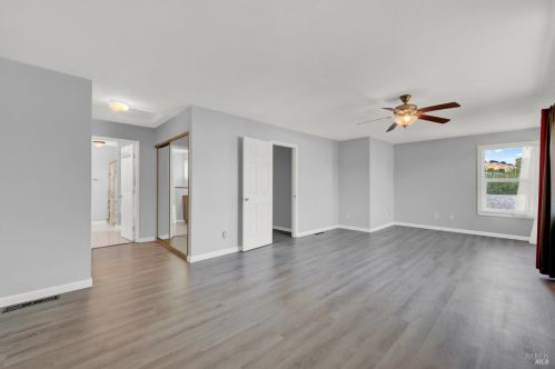 206 Donegal Ct, Vacaville CA  95688-9217 exterior