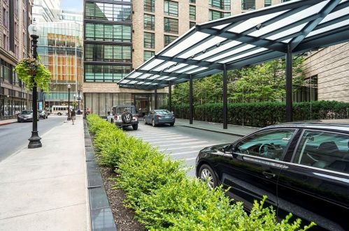 580 Washington St, Boston MA  exterior