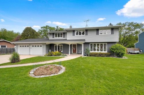 260 Roselawn Blvd, Green Bay, WI 54301-1304