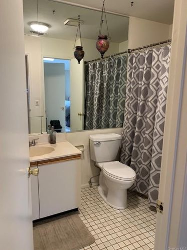 15 Olde Wagon Rd, Warwick NY  10990-4227 exterior