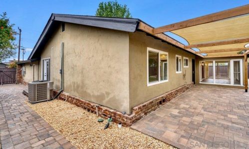 6034 Lancaster Dr, San Diego CA 92120-4537 exterior