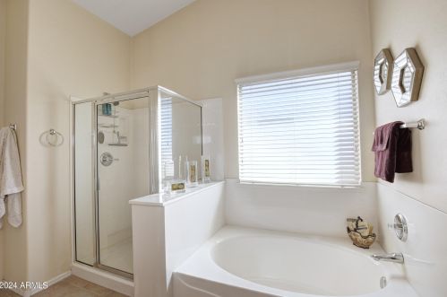 4109 Escuda Dr, Glendale AZ  85308-7410 exterior