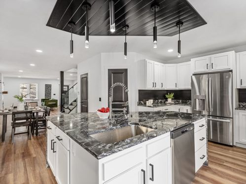 615 Beatty St, Pittsburgh, PA 15206-2474